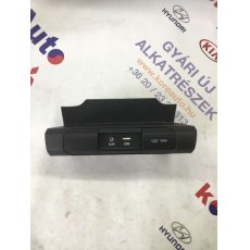 Kia Picanto JA USB AUX csatlakozó 84620G6080CA-BON