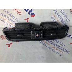 Kia Optima JF műszerfal szellőző középső 84760D4000WK-BON