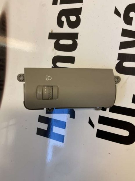 Kia Ceed ED fényszóró magasság állító 933101H000-BON img_0636.jpeg