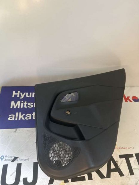 Kia Rio UB jobb hátsó ajtókárpit 833081W200HU-BON image2398.jpg