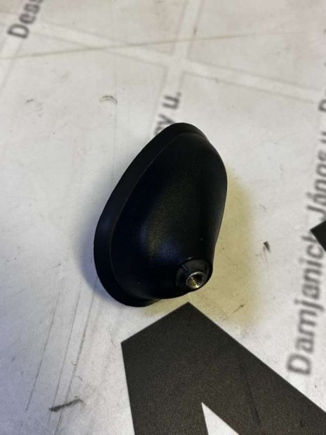 Hyundai i30 antenna talp 96200A5000-BON img_08291.jpeg