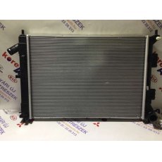 Kia Ceed JD Hyundai i30 GD 1.4-1.6 benzines vízhűtő 253103X011