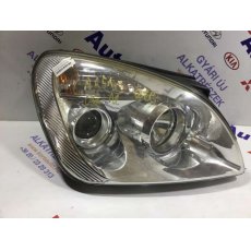 Kia Carens UN jobb fényszóró 921021D020-BON