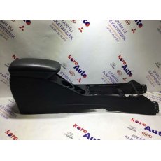 Kia Ceed ED könyöklő 846101H1200W-BON