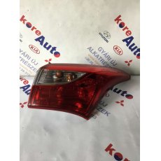 Hyundai i30 GD kombi lámpa hátsó külső jobb 92402A6200-BON