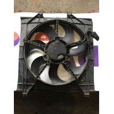 Hyundai Trajet hűtőventilátor 253803A250-BON