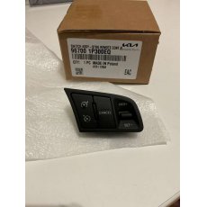 Kia Venga tempomat kapcsoló 967001P300EQ