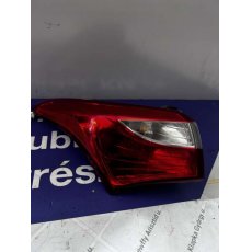 Hyundai i30 bal hátsó fényszóró 92401A6200-BON