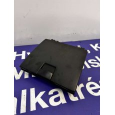 Hyundai Santa FE műszerfal tárolórekesz 847452B000HZ-BON