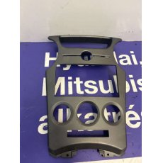 Kia Carens UN középkonzol 847401D0003W-BON