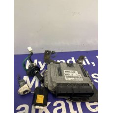 Kia Carens UN motorvezérlő gyújtáskapcsoló ECU szett 391132A600-BON