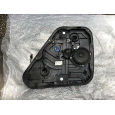 Hyundai Tucson TL jobb hátsó ablakemelő szerkezet 83481D7000-BON